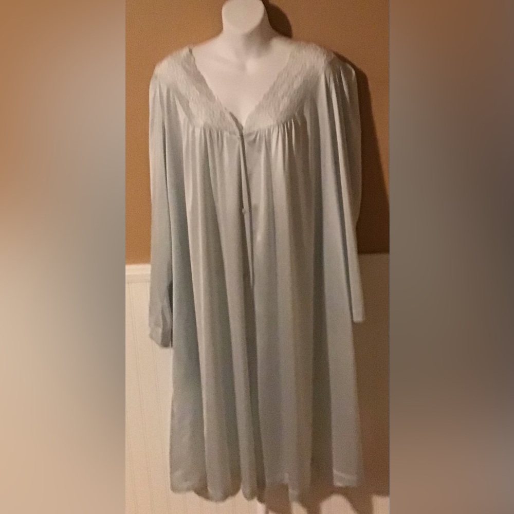 Vanity Fair, Mint Green Lace-Trim Satin Robe